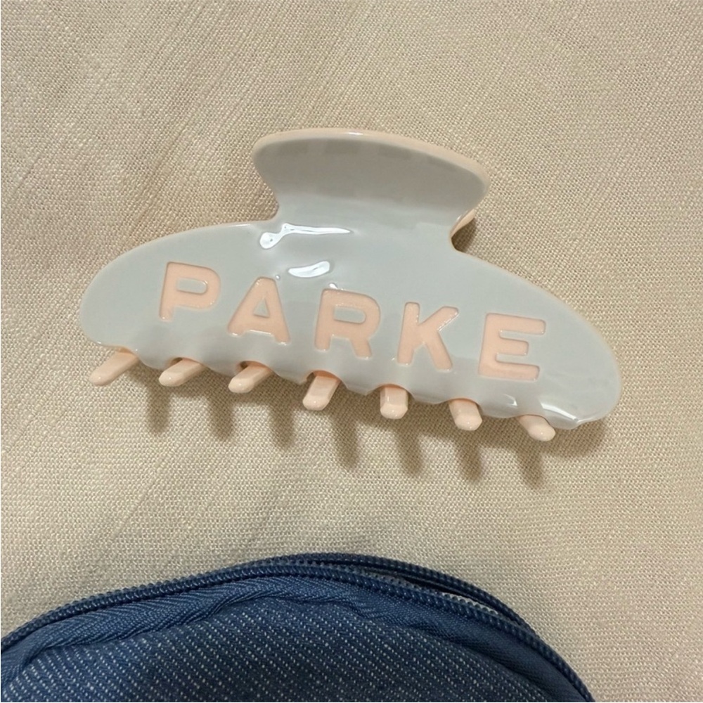 SOLD ‼️ Parke Birthday Claw Clip - Picture 2 of 7